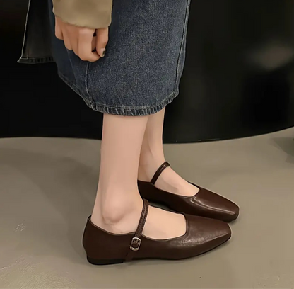 Brown flat ballerina